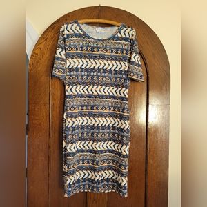 LuLaRoe Julia fitted dress
